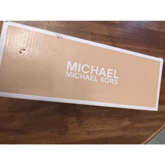 Michael Kors Girls' Endine Citrus Flip Flop Sandals - Picture 9 of 12